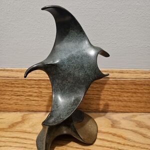Doug Wylie Manta Ray Stone And Bronze Statue Handsigned Numberes